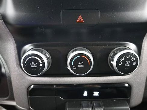 Used 2019 RAM 1500 Tradesman AWD/4WD image 22