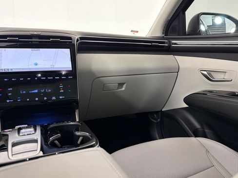 Used 2022 Hyundai Tucson Limited w/ Cargo Package FWD image 29