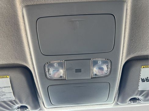 Used 2015 Toyota Tacoma 2WD Access Cab w/ Convenience Package image 32