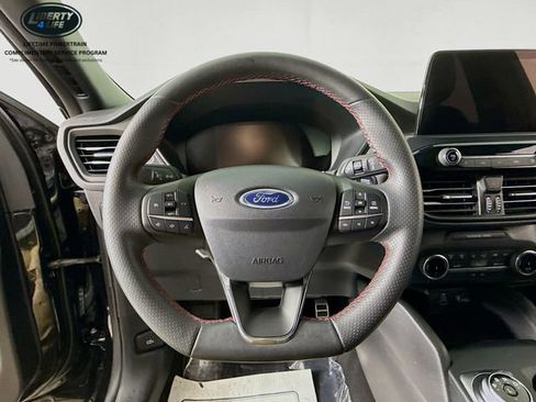 Certified 2024 Ford Escape ST-Line image 11