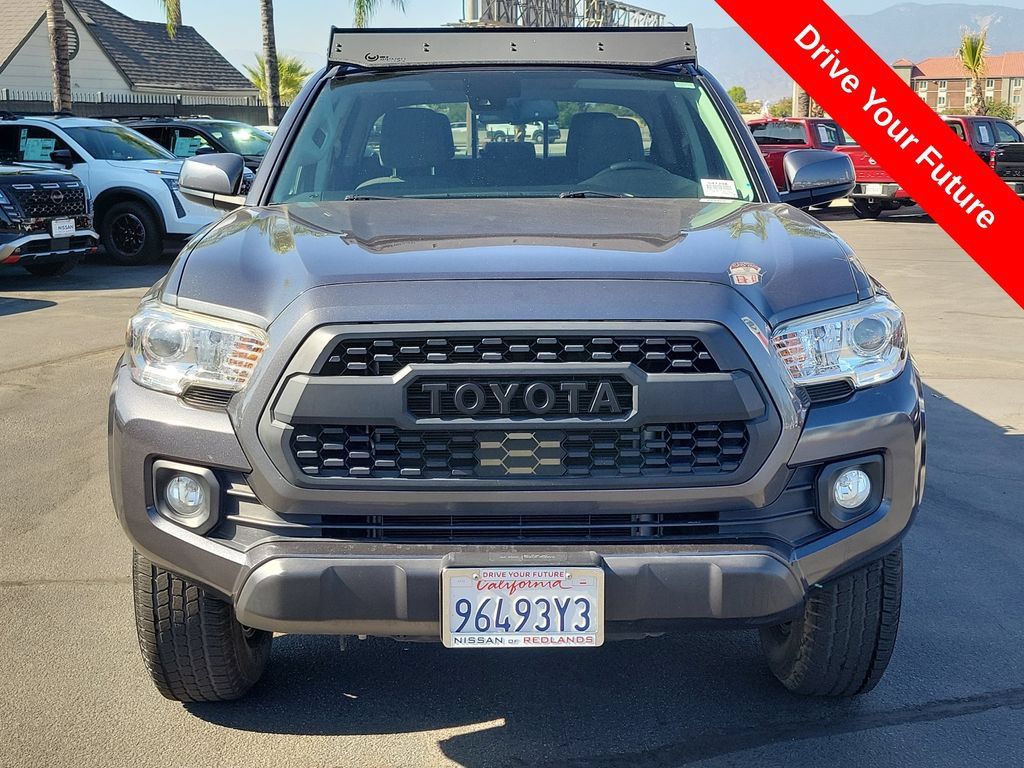 Used 2020 Toyota Tacoma SR5 RWD image 32