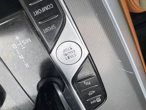 Used 2019 BMW X5 xDrive40i w/ Premium Package 2 AWD/4WD image 25