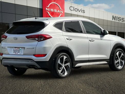 Used 2017 Hyundai Tucson Sport FWD image 3