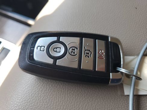 Used 2024 Ford Expedition Max Limited AWD/4WD image 26