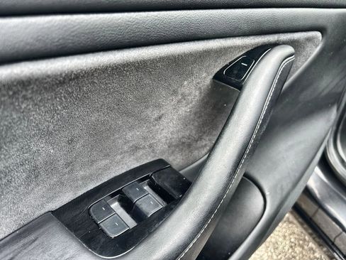 Used 2018 Tesla Model 3 Long Range image 15
