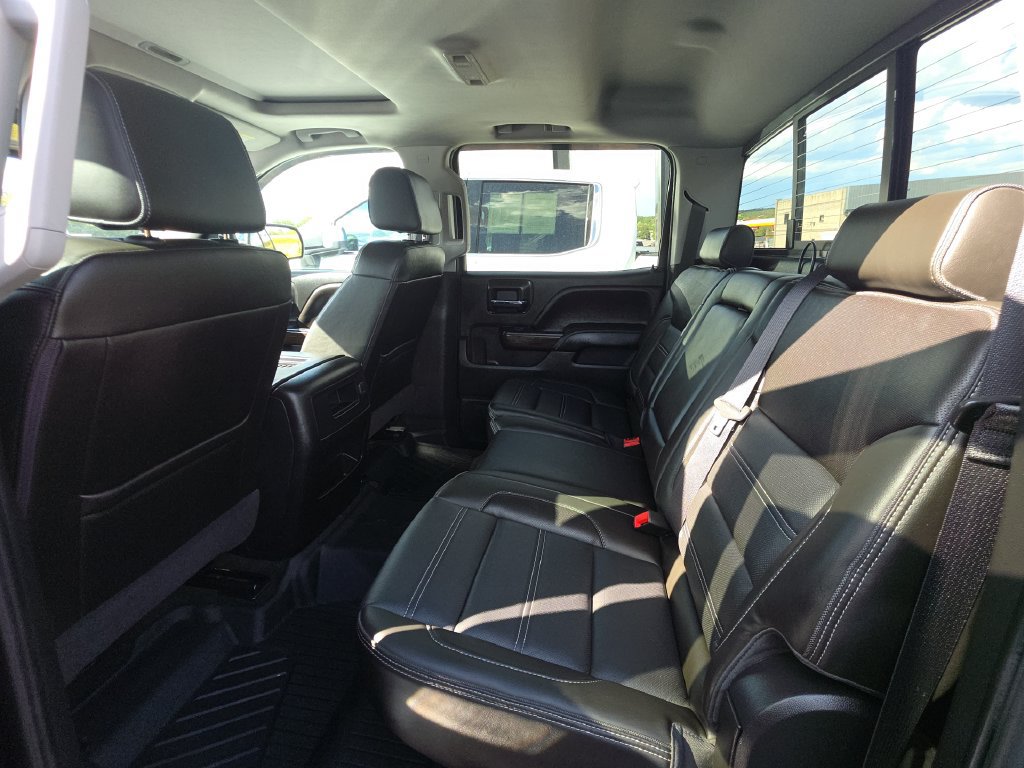 Used 2018 GMC Sierra 1500 Denali AWD/4WD image 31