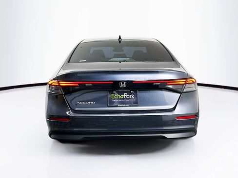 Used 2025 Honda Accord SE image 7