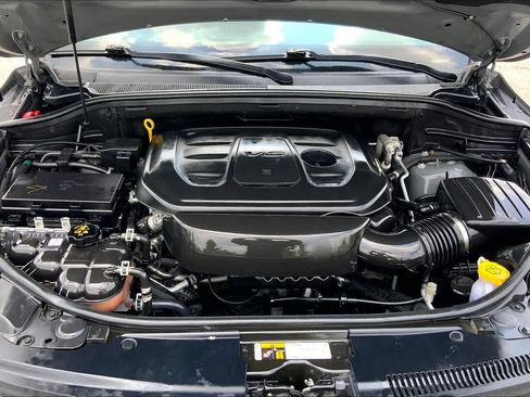 Used 2019 Jeep Grand Cherokee Trailhawk AWD/4WD image 31
