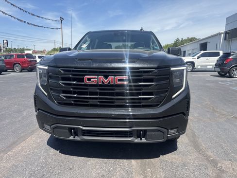 Used 2024 GMC Sierra 1500 Elevation AWD/4WD image 9