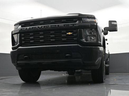 Used 2021 Chevrolet Silverado 2500 Custom w/ Custom Value Package AWD/4WD image 29