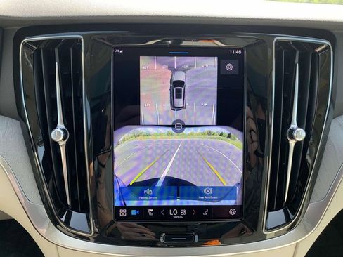 New 2025 Volvo V60 B5 Cross Country Plus w/ Protection Package Premier image 12