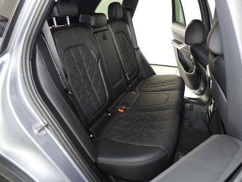 Used 2024 BMW X5 xDrive40i w/ Parking Assistance Package AWD/4WD image 20