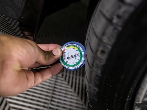 Used 2022 BMW 750i xDrive w/ Luxury Rear Seating Package image 48