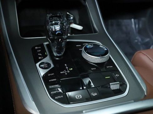 Certified 2023 BMW X5 xDrive45e w/ Executive Package image 28