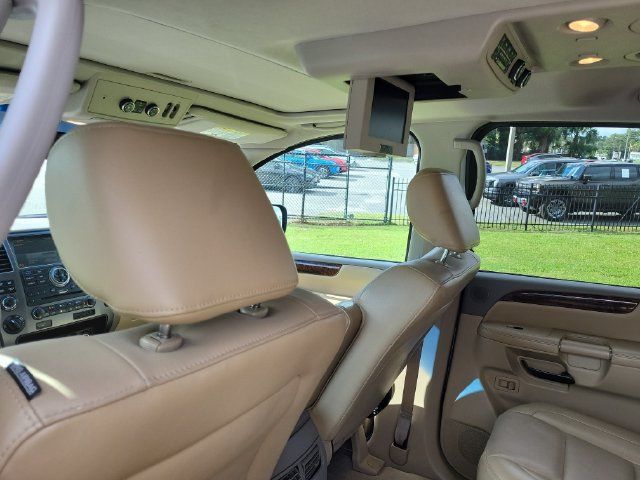 Used 2011 Nissan Armada Platinum w/ 2nd Row Captain Seat Pkg AWD/4WD image 13