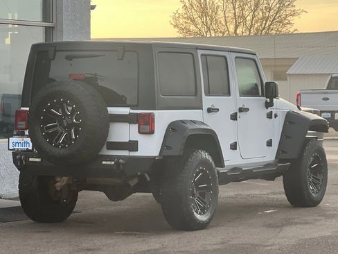 Used 2014 Jeep Wrangler Unlimited Sahara w/ Connectivity Group image 3