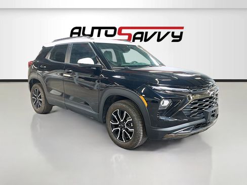 Used 2024 Chevrolet TrailBlazer ACTIV w/ Convenience Package image 1