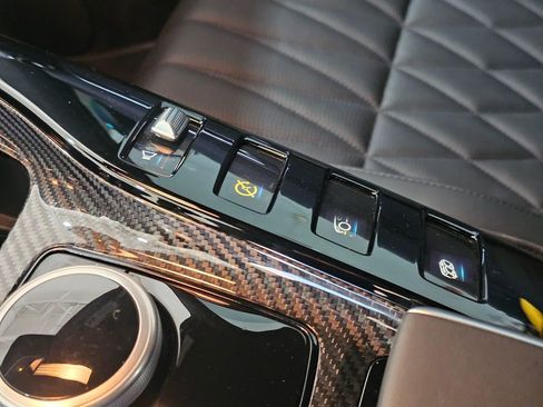 Used 2020 Mercedes-Benz AMG GT R image 24