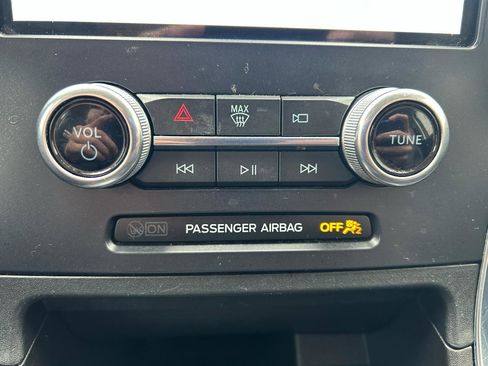 Used 2022 Ford Edge Titanium w/ Equipment Group 301A image 25