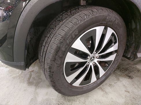 Used 2024 Mercedes-Benz GLE 350 4MATIC image 35