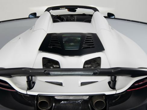 Used 2016 McLaren 675LT Spider image 53