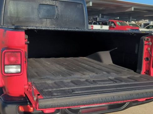 Used 2020 Jeep Gladiator Rubicon image 24