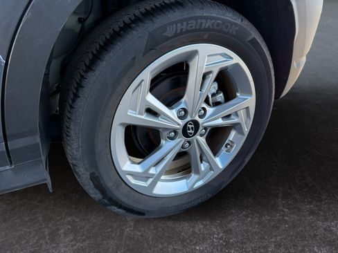 Used 2023 Hyundai Kona SEL AWD/4WD image 14