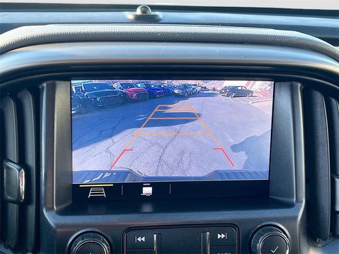 Used 2021 Chevrolet Colorado Z71 image 13