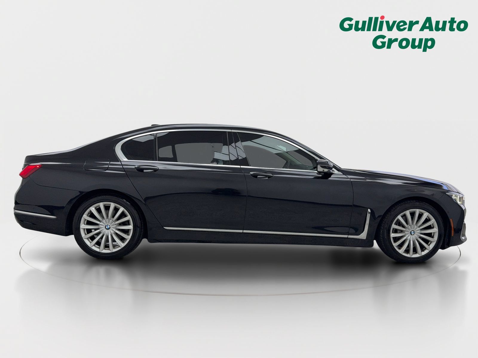 Used 2022 BMW 740i RWD image 10