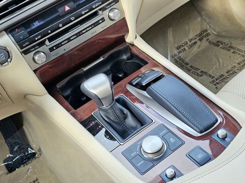 Used 2014 Lexus LS 460 image 35