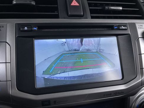 Used 2016 Toyota 4Runner Limited image 16