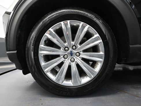 Used 2021 Ford Explorer Limited AWD/4WD image 18