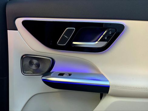 Certified 2026 Mercedes-Benz GLC 300 4MATIC image 23