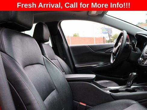 Certified 2018 Chevrolet Malibu LT w/ Leather Package FWD image 6