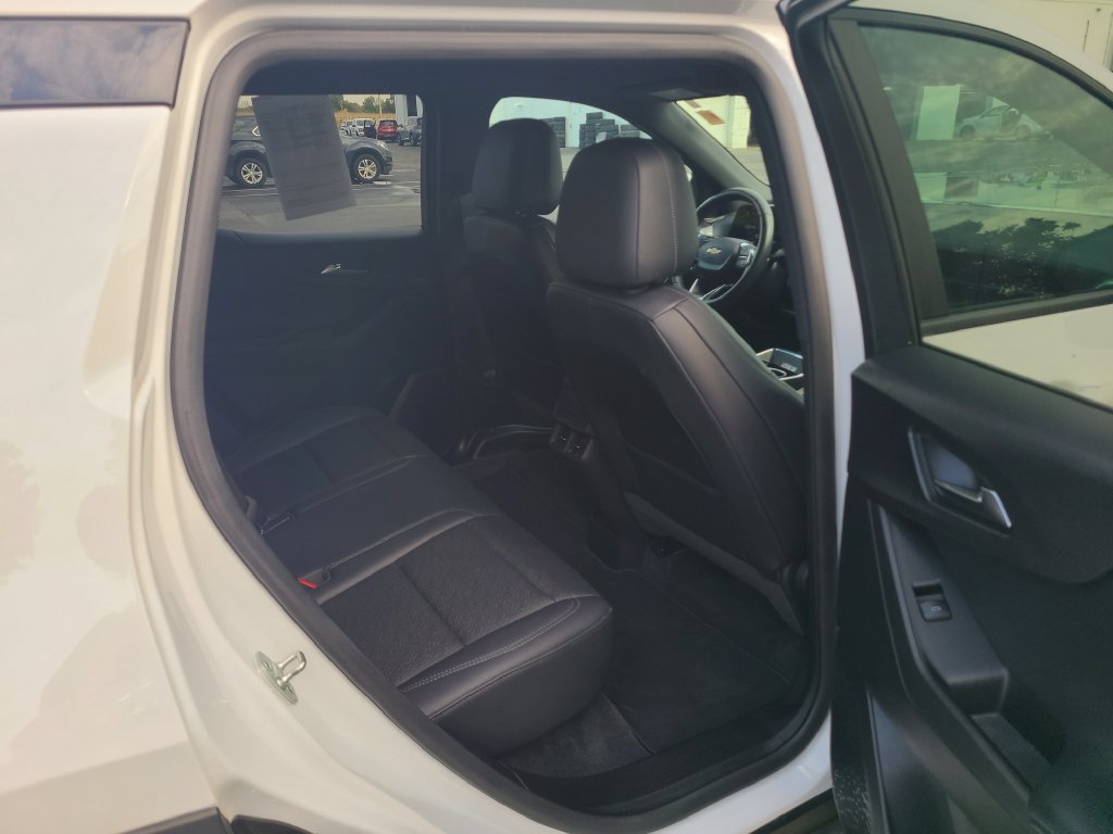 Used 2025 Chevrolet Equinox LT w/ Convenience Package II AWD/4WD image 15