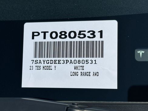 Used 2023 Tesla Model Y Long Range AWD/4WD image 15