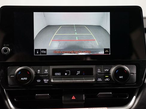 Certified 2025 Toyota Grand Highlander FWD image 19