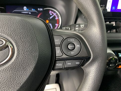 Used 2024 Toyota RAV4 XLE w/ Convenience Package FWD image 19