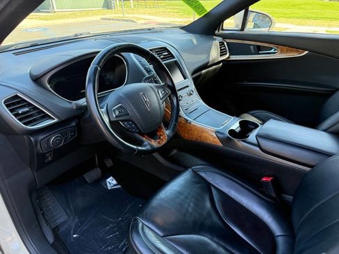 Used 2016 Lincoln MKX Select w/ Select Plus Package image 11