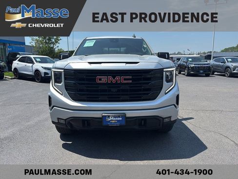 Certified 2022 GMC Sierra 1500 Elevation w/ Elevation Premium Package AWD/4WD image 2