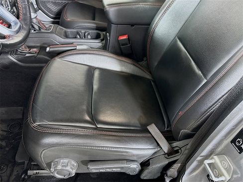 Used 2021 Jeep Gladiator Rubicon image 10