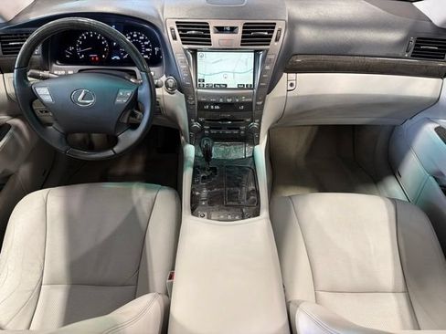 Used 2007 Lexus LS 460 RWD image 25