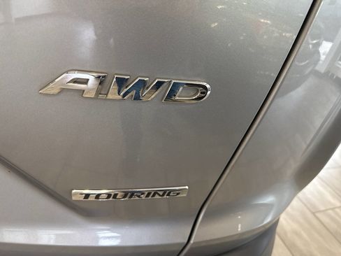 Used 2017 Honda CR-V Touring image 8