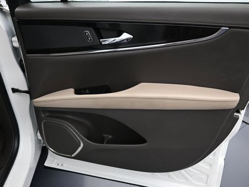 Certified 2022 Lincoln Nautilus FWD image 34