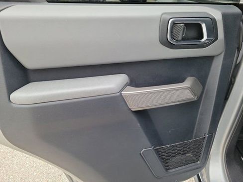 Used 2023 Ford Bronco Black Diamond image 13