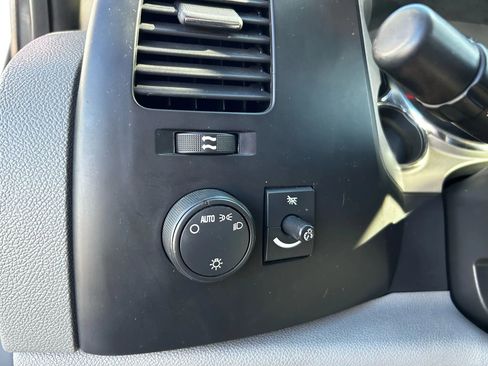 Used 2007 Chevrolet Silverado 3500 W/T image 18