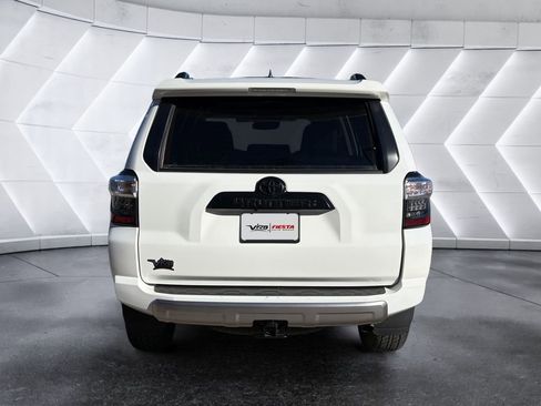 Used 2024 Toyota 4Runner TRD Off-Road Premium image 5