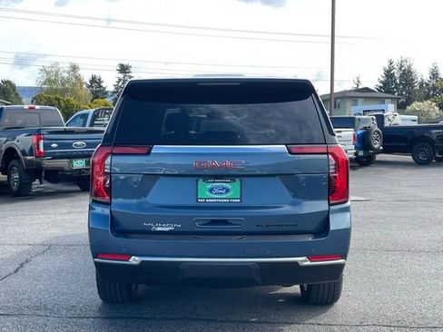 Used 2025 GMC Yukon XL Elevation AWD/4WD image 4