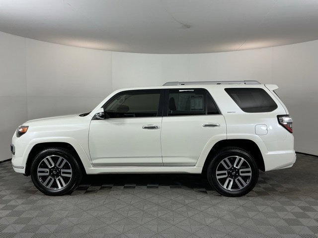 Used 2023 Toyota 4Runner Limited AWD/4WD image 8