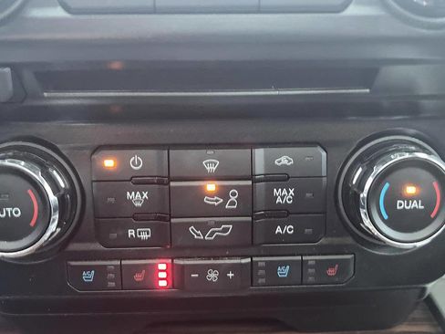 Used 2017 Ford F150 Lariat image 25